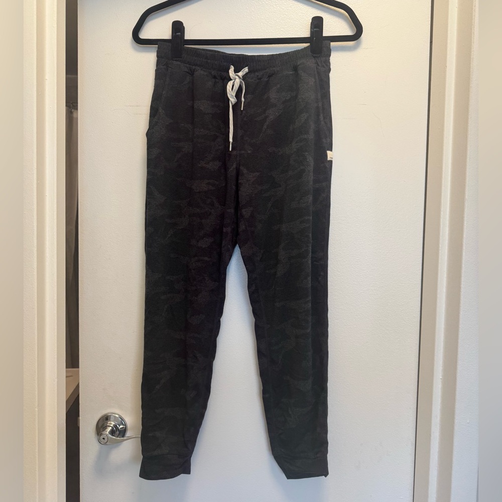 Vuori performance jogger